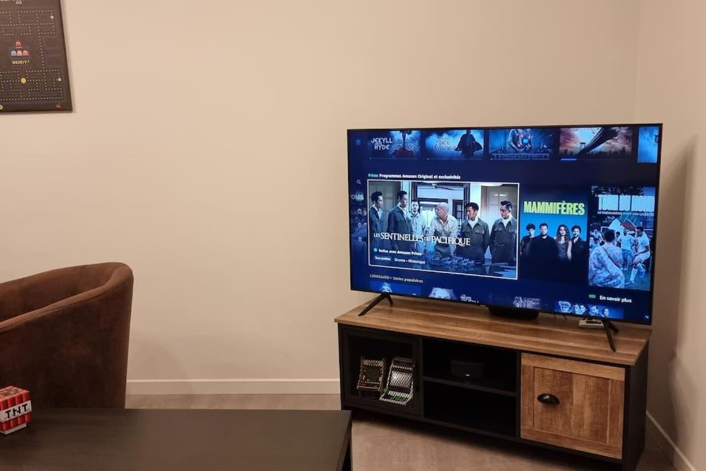 Belle Maison Climatisee Renovee Pac-Man Entre Collegues, Amis, Famille - Barbecue - Netflix - Prime - Baby Foot 50Cts Saint-Seurin-sur-l'Isle Ngoại thất bức ảnh