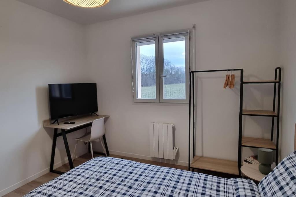 Belle Maison Climatisee Renovee Pac-Man Entre Collegues, Amis, Famille - Barbecue - Netflix - Prime - Baby Foot 50Cts Saint-Seurin-sur-l'Isle Ngoại thất bức ảnh