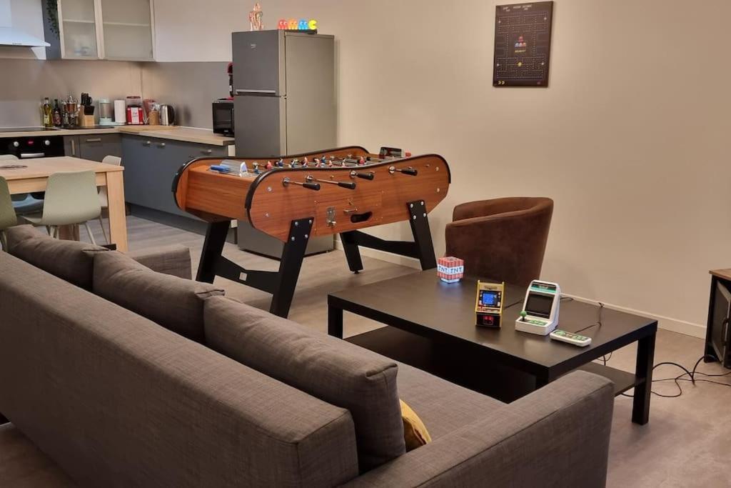Belle Maison Climatisee Renovee Pac-Man Entre Collegues, Amis, Famille - Barbecue - Netflix - Prime - Baby Foot 50Cts Saint-Seurin-sur-l'Isle Ngoại thất bức ảnh