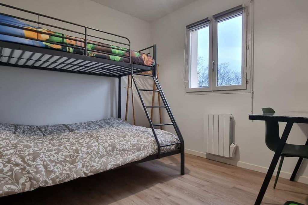 Belle Maison Climatisee Renovee Pac-Man Entre Collegues, Amis, Famille - Barbecue - Netflix - Prime - Baby Foot 50Cts Saint-Seurin-sur-l'Isle Ngoại thất bức ảnh