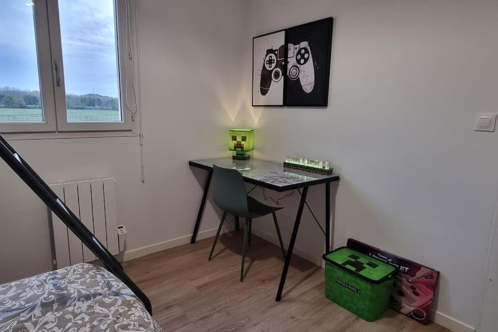 Belle Maison Climatisee Renovee Pac-Man Entre Collegues, Amis, Famille - Barbecue - Netflix - Prime - Baby Foot 50Cts Saint-Seurin-sur-l'Isle Ngoại thất bức ảnh